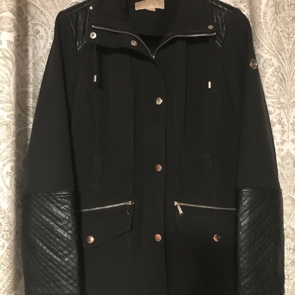 Michael Kors Mid length Trench Coat - Picture 1 of 2